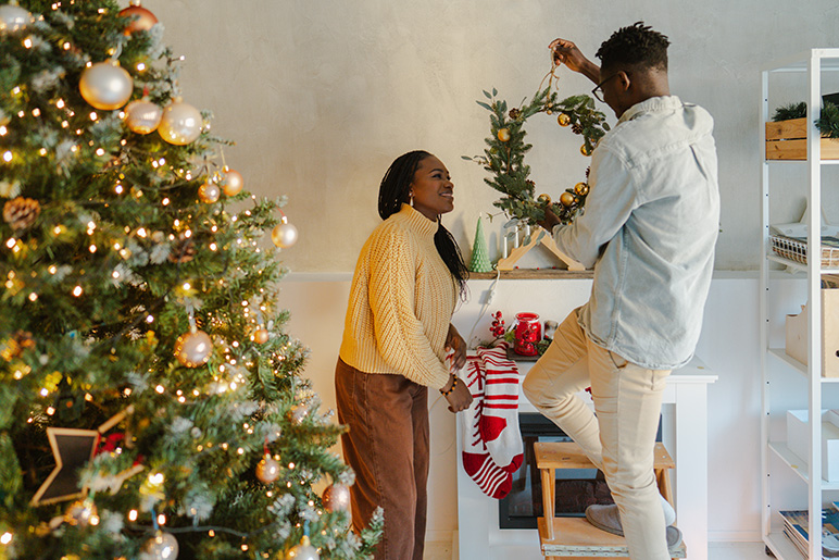 Holiday Decorating Safety Tips Web Size